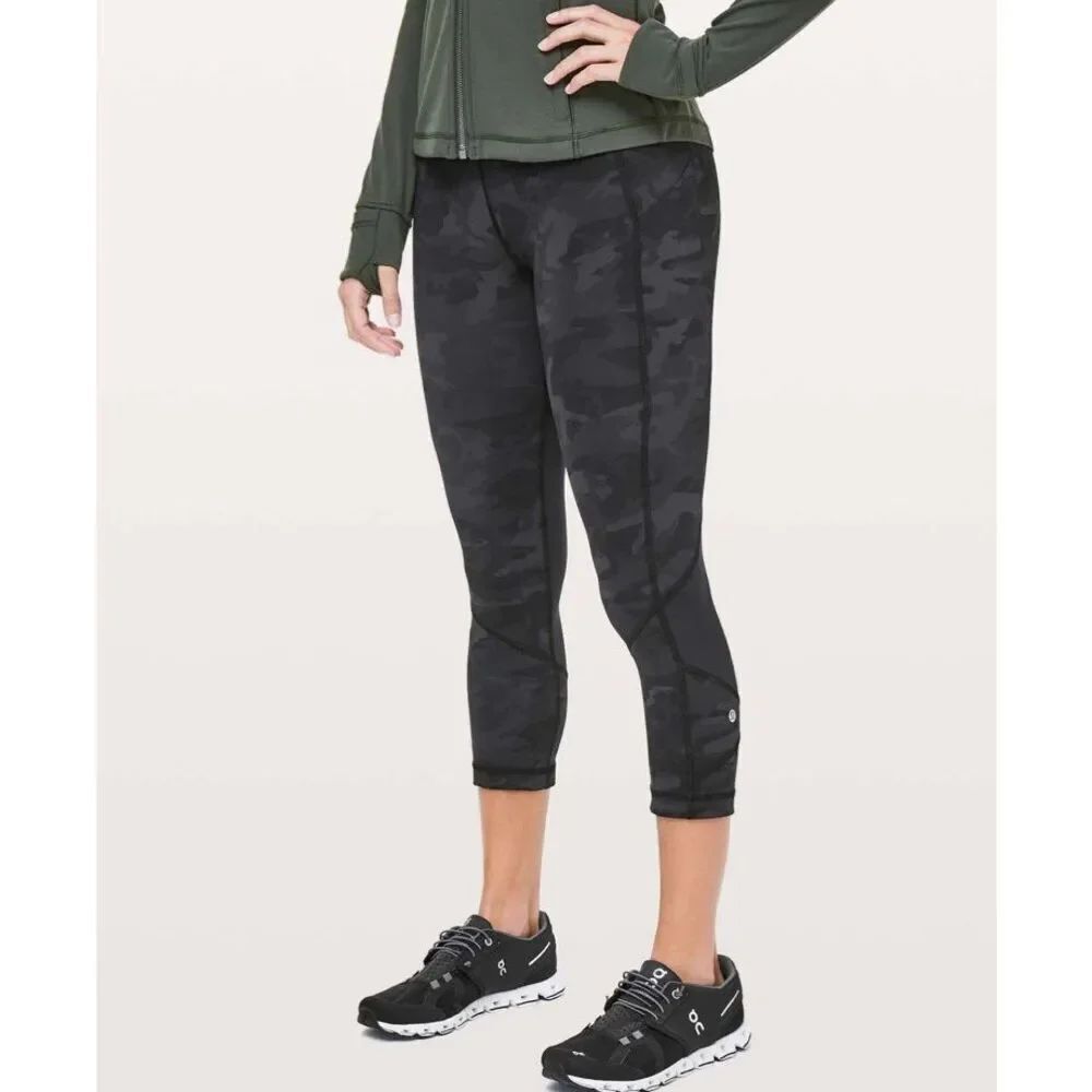 Lululemon Pace Revival Crops 22” Incognito Camo